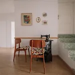 Akar
