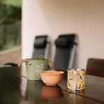 シャレー Akar *